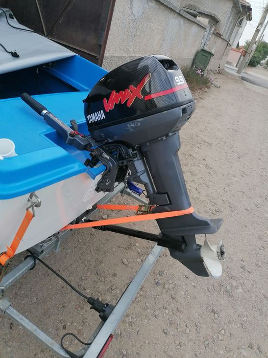 Извънбордов двигател