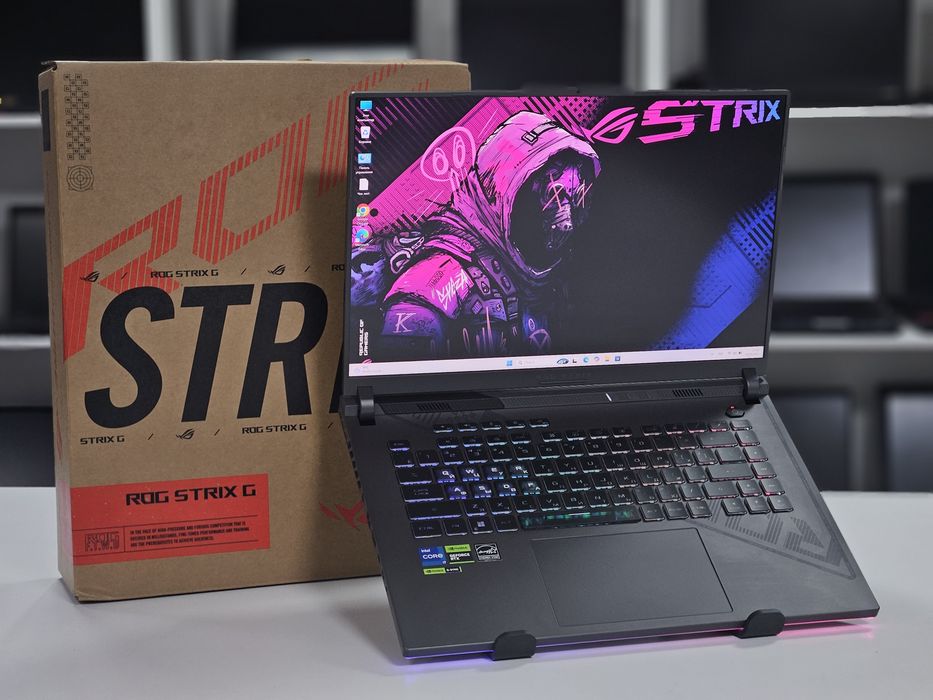 Игровой Ноутбук Asus ROG Strix G16 - i7-13650HX/16GB/SSD 1TB/RTX 4060