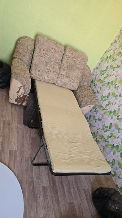 Диван саттылады жағдайы жақсы