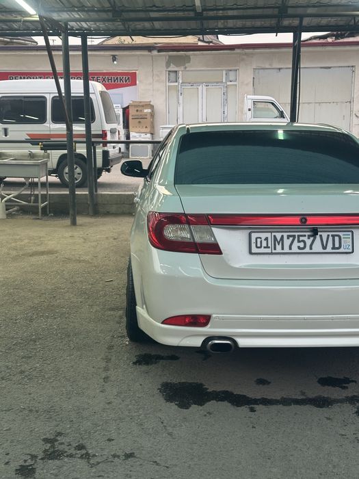 Azara R18 diska 225/40/18 zakaznoy balonlada sotiladi