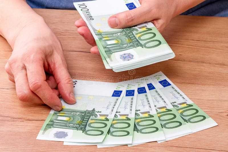 Împrumuturi: și Investiții pentru Fermieri și Imobiliare