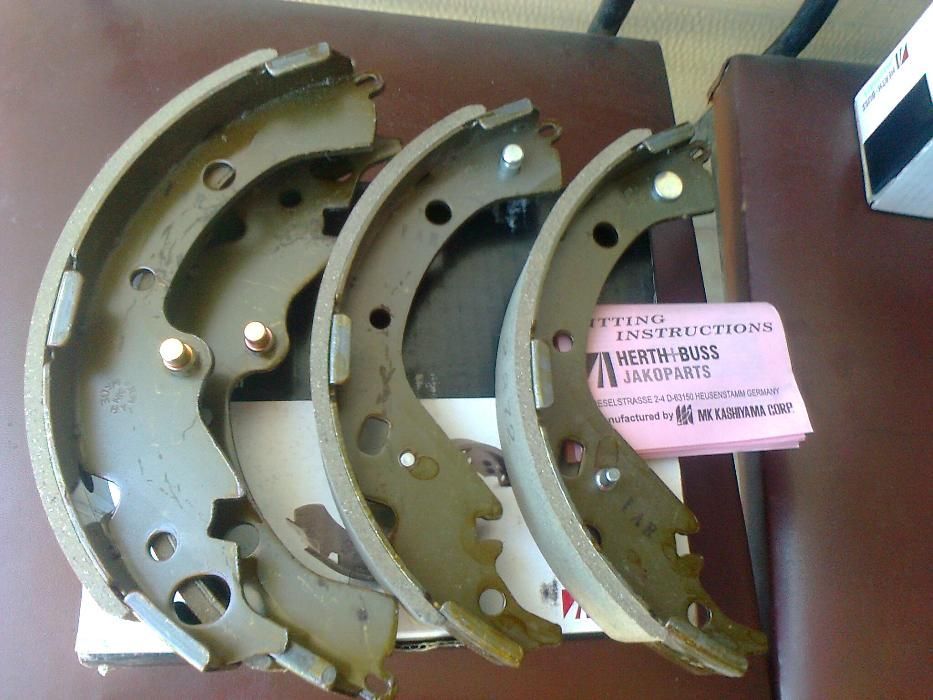 накладки за тойота рав4