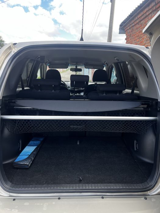 Продам Toyota RAV4
