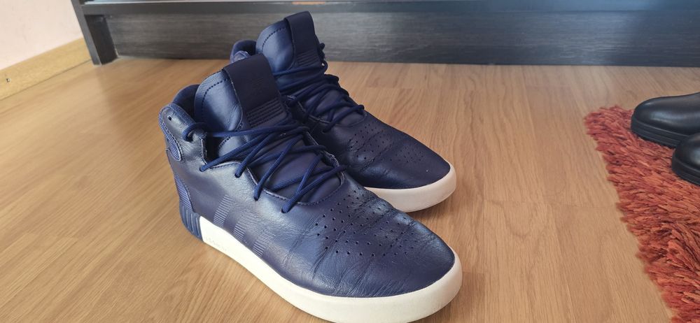 Adidas Tubular Invader 43