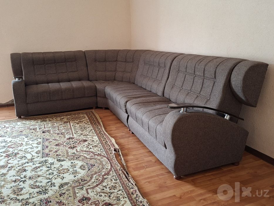 Kreslo divan hol uchun