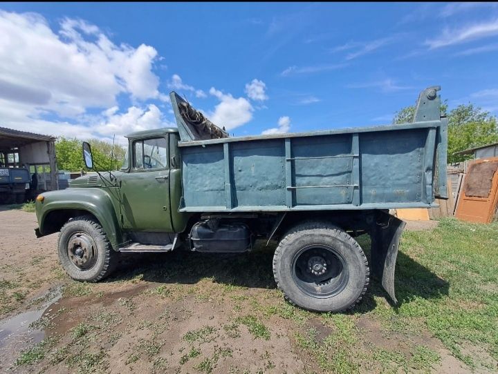 Продам зил 130 год1985