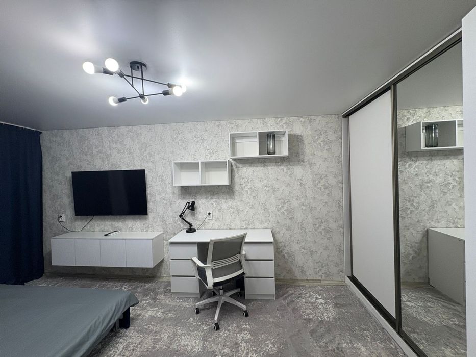 Квартира 1 комнатная посуточно момушылы 25