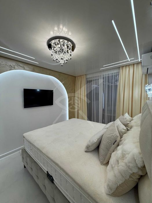 Дава се под наем Двустаен апартамент в Пловдив, Южен - 80 кв.м за 700 € - Снимка #5