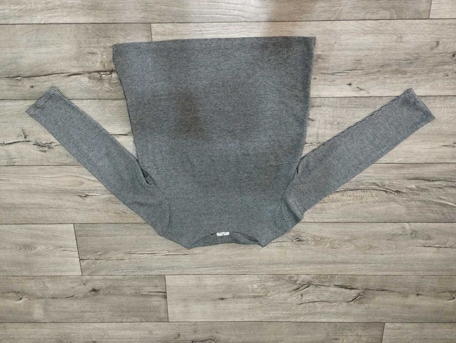 Кофта -  свитер.