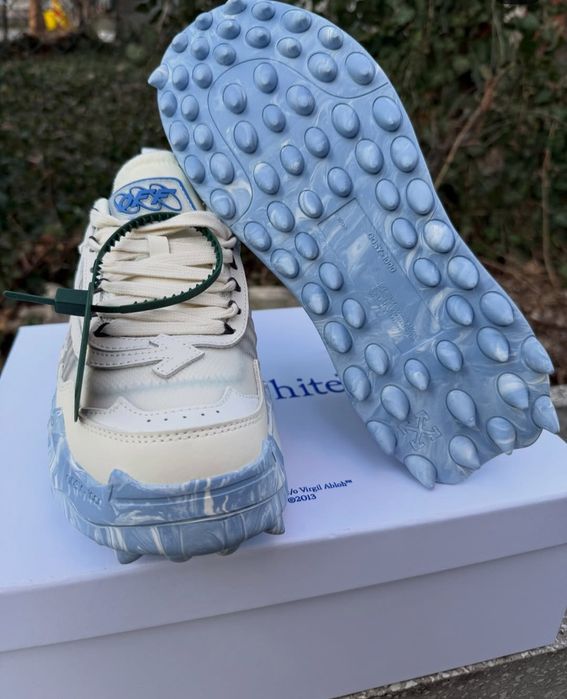 Off White Odsy blue marble