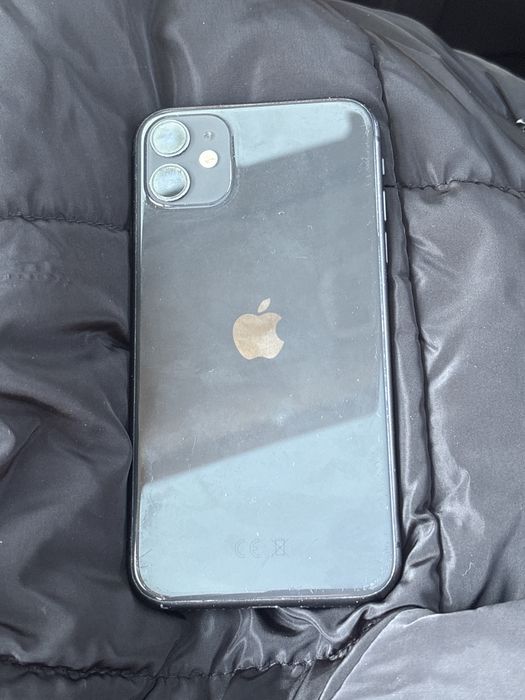Vând telefon iphone 11