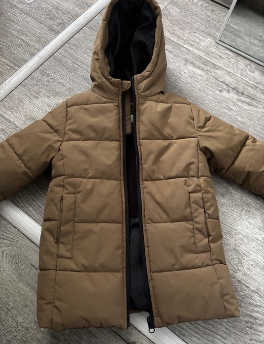 Продам детскую куртку