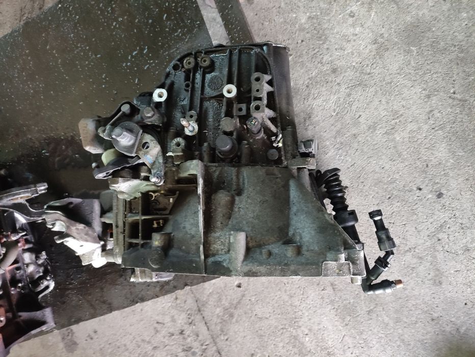 Скоростна кутия за Citroen,Пежо 2.0hdi