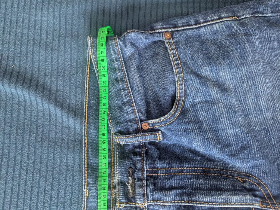 pantaloni scurți Levi's w 33 l barbați