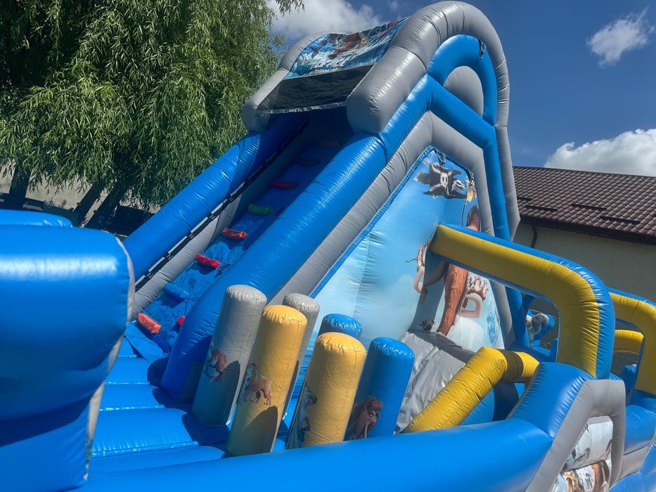 Inchirieri tobogane gonflabile + înghetata