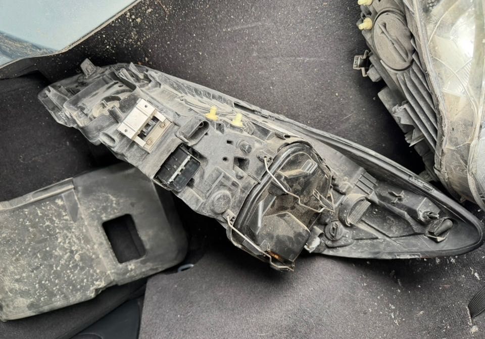 Десен фар Volvo c30 2012