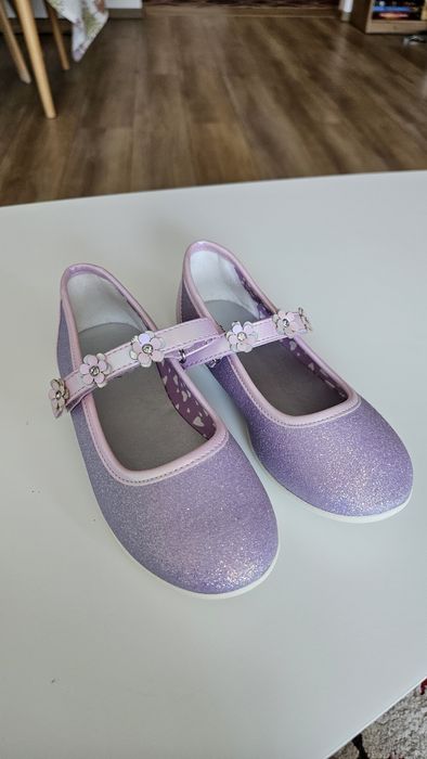 Balerini mov cu sclipici și floricele 29