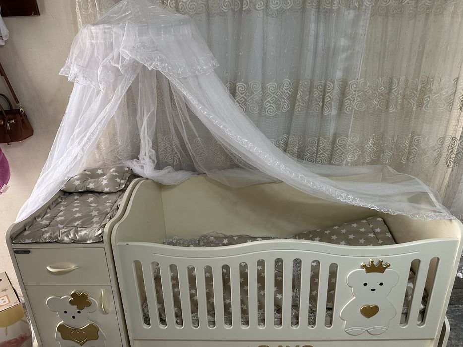 detskiy karavt va detskiy boshqa buyumlar