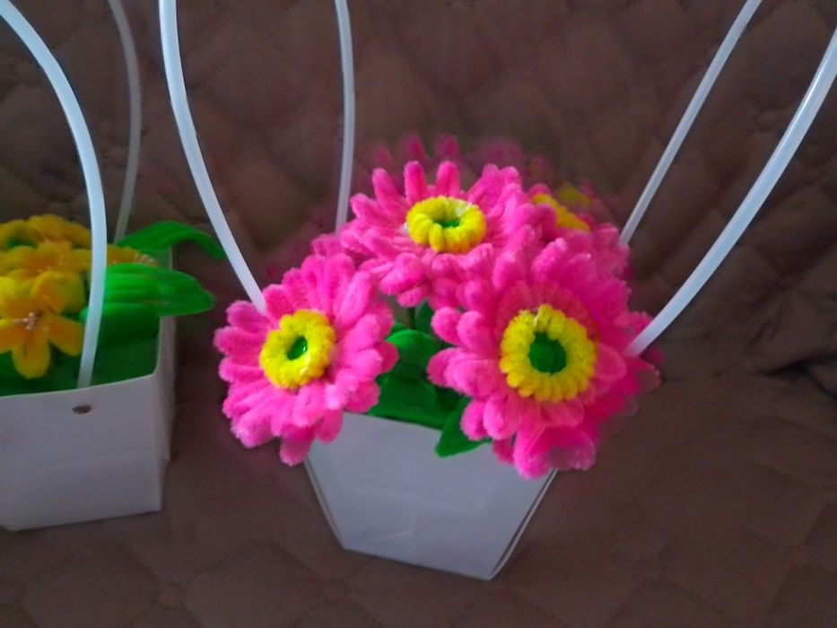 Цветя ръчна изработка