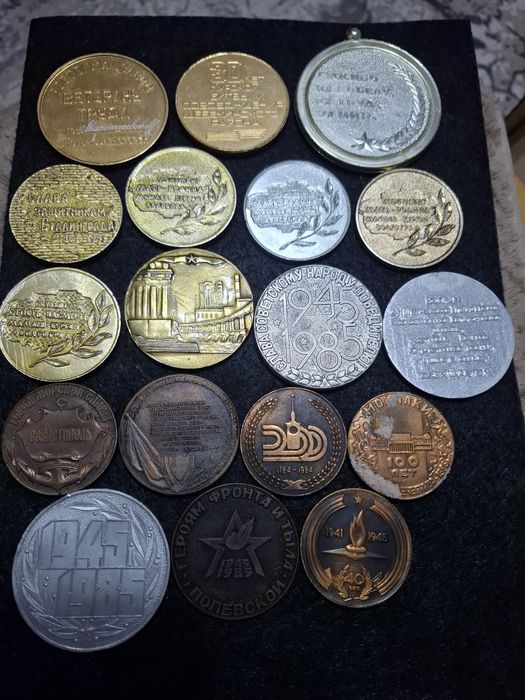 продам настольные медали СССР