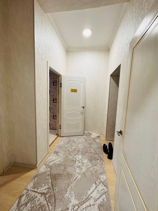 1 xonali kvartira sotiladi