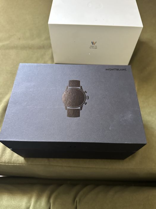 Часы продам MONTBLANC