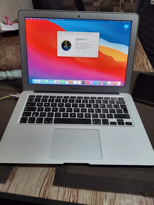 Vand laptop apple macbook