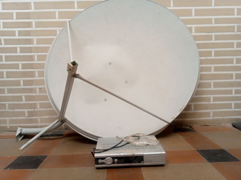 Параболическая антенна