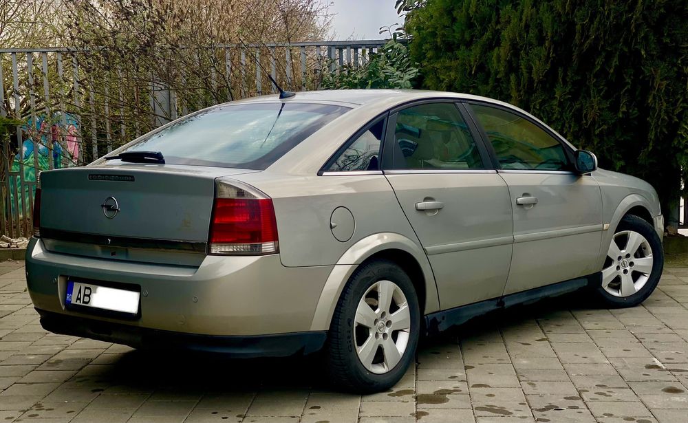 Opel Vectra C ~ 1.9 Diesel 150 CP
