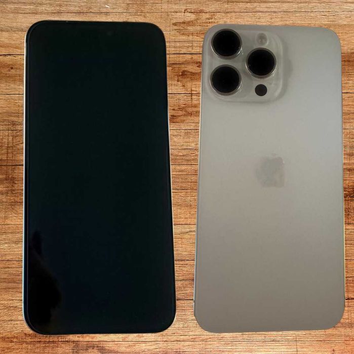 iPhone 15 pro Max, 256 GB, White Titanium + Husa trendy