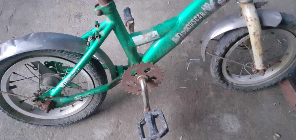 Кішкентай балдарга велосипед бар