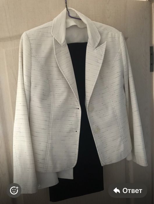 Костюмы и пиджаки