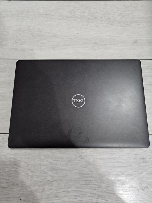 Dell Latitude 5300