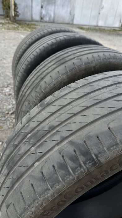 Continental EcoContact 7 275/45/R22