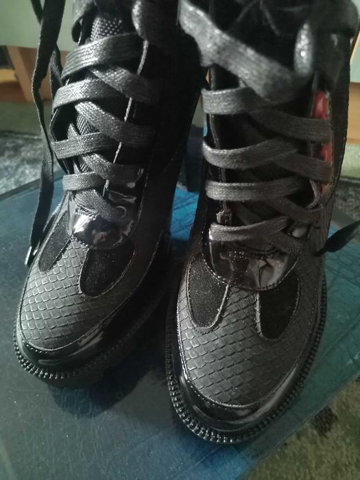 Дамски зимни боти, високи на ток 37 номер