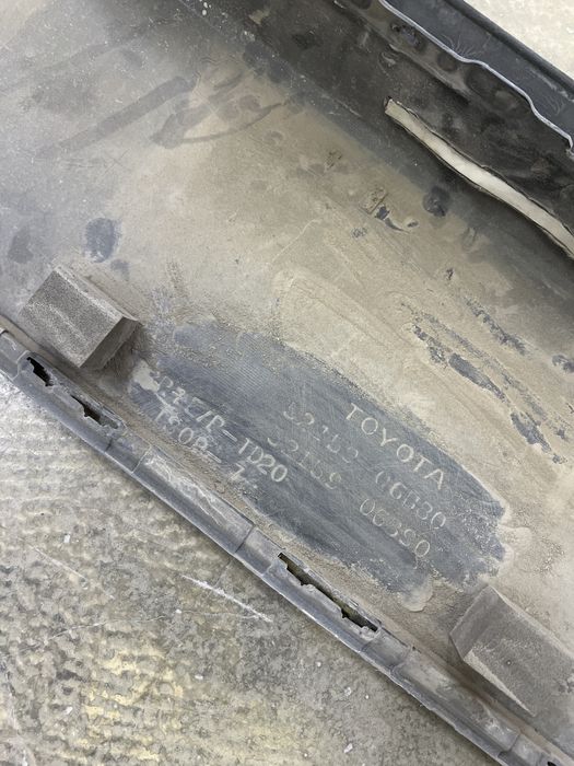 Задний бампер камри 70/75