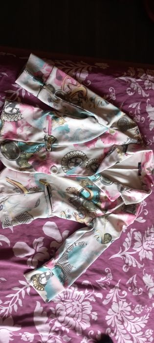 Връхно сако ,якенце