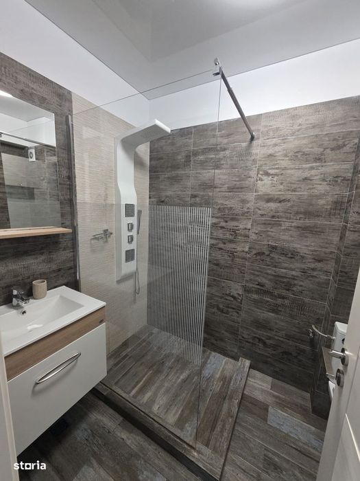 Studio prima linie la mare, zona club Azimuth 85000 euro