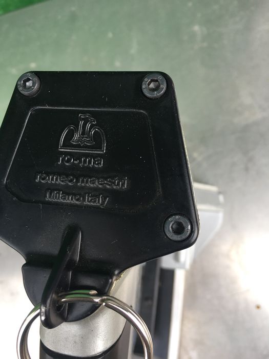 Capsator pentru carton  Elpa Box BA 35-19 RO-MA.