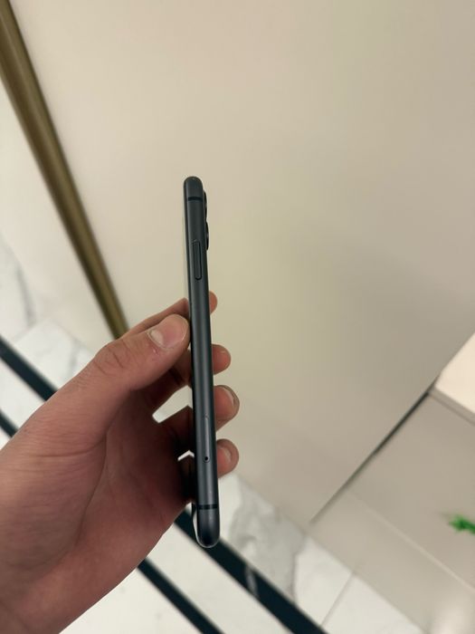 Iphone 11 64gb хорошее состояние