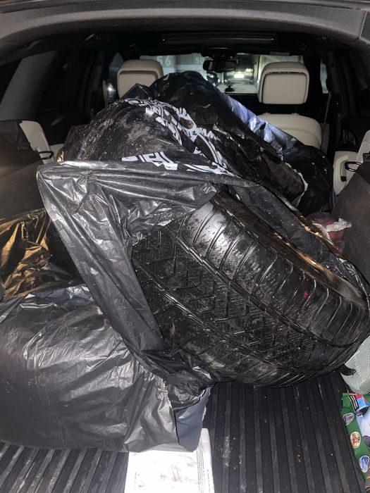 Set Anvelope iarna Pirelli 235 55 18 450 ron toate