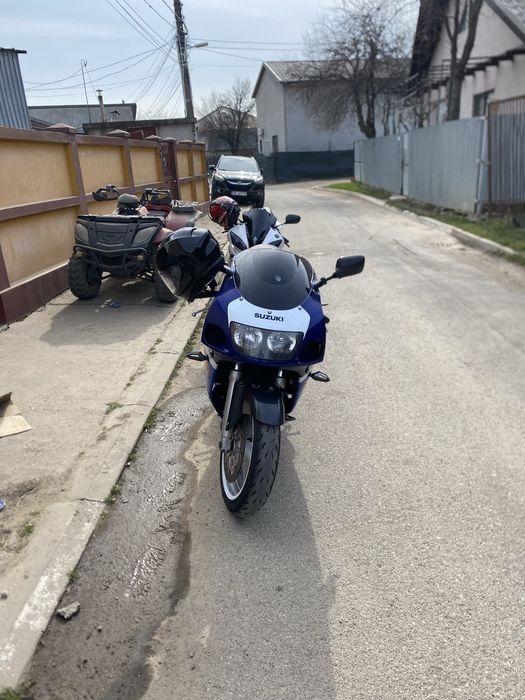 Vand sau schimb suzuki gsx-r 600