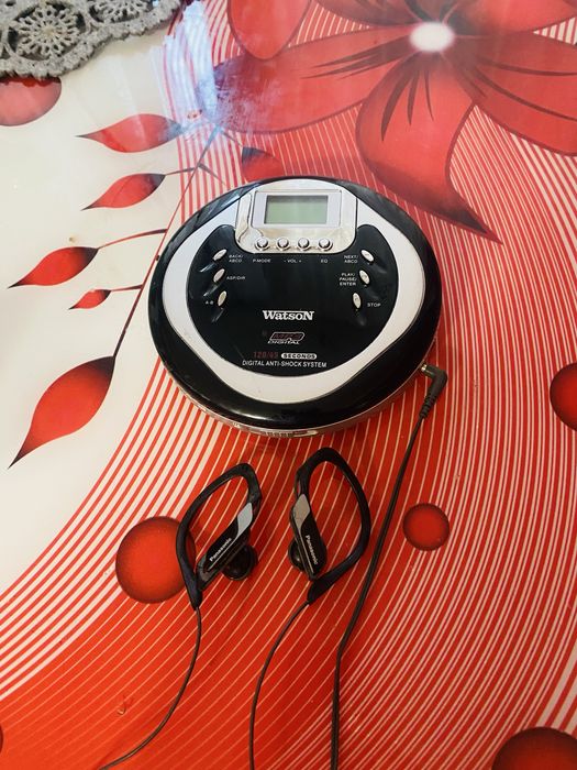 Vand  CD Walkman portabil