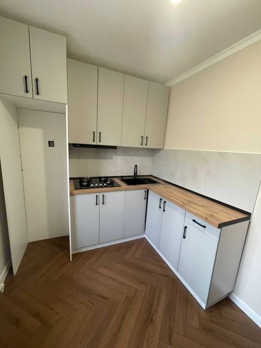 Продам 3х комн кв 8мкр