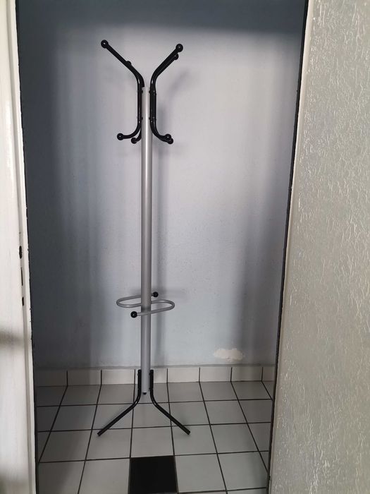 Стояща закачалка закачалка за дрехи за дома или офиса