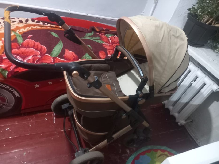 Продам Коляску демисезонную