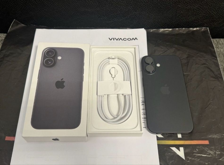 ЧИСТО НОВ 128GB iPhone 16 Гаранция Vivacom 2027 Black | Черен