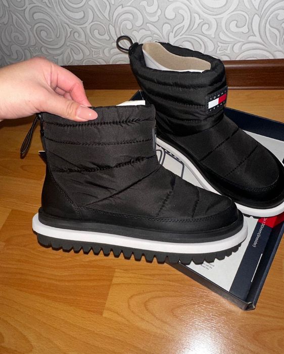 Сапоги Tommy Hilfiger 37р