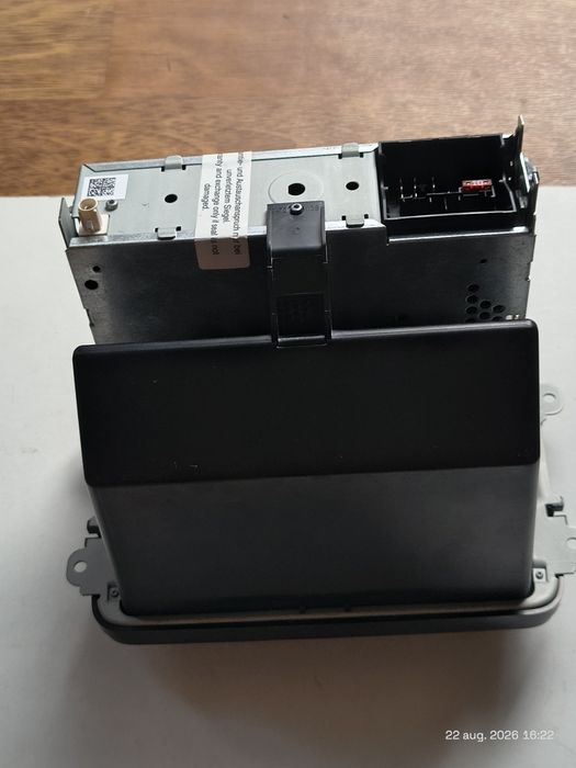 Radio-CD original Volkswagen model RCD 210