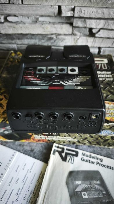 DigiTech RP70 – procesor multi-efect pentru chitară, cu cutie și alimentator – Made in USA - Garantie 1 AN!